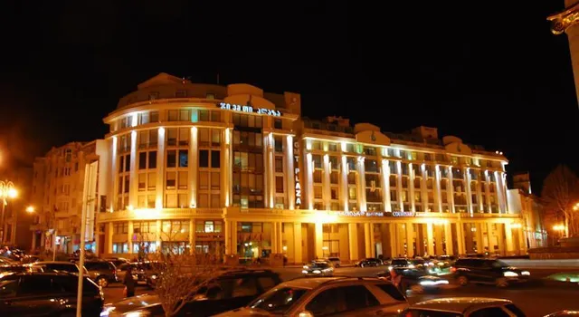 freedom square hostel