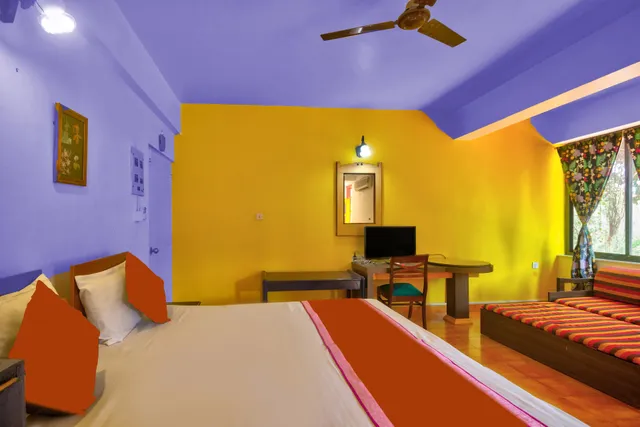 Candolim Reatres by GOA Gateway