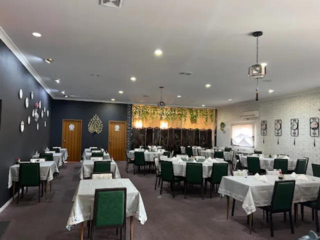 Unanderra Peacock Palace