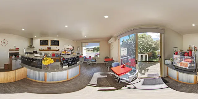 Meander Store & LPO, Meander Bridge Cafe