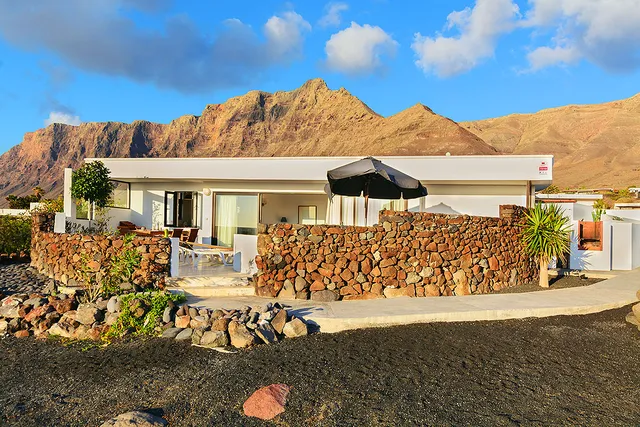 Bungalows Playa Famara