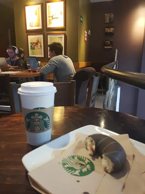Starbucks Plaza Mayor Metepec