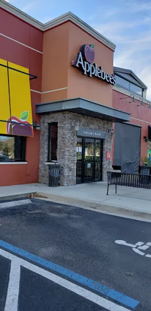 Applebee's Grill + Bar