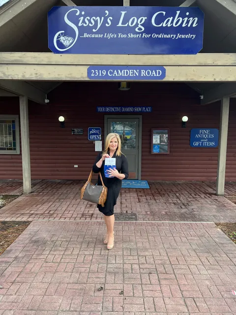 Sissy's Log Cabin