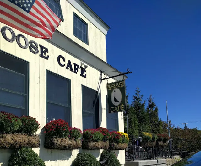 Black Goose Café