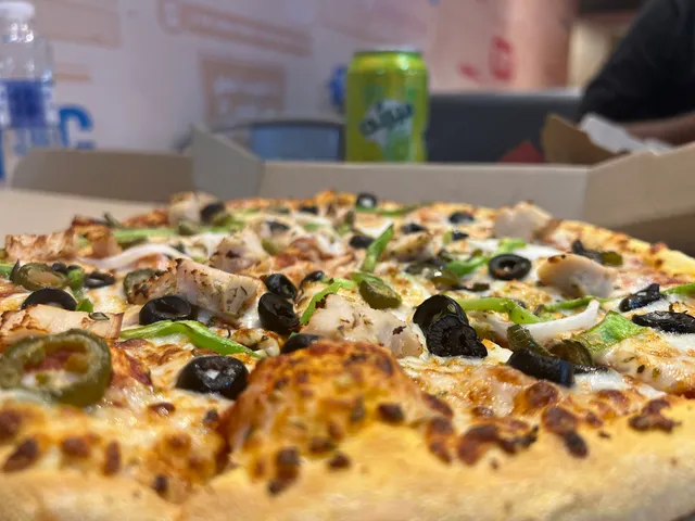 Domino's Pizza دومينوز بيتزا