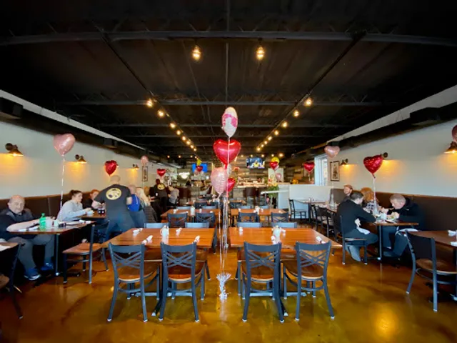 Smiley Thai and Sushi Restaurant