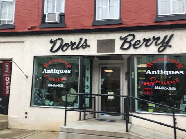 Hamburg Antiques Center, LLC