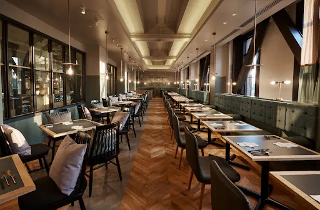 crossfield with TERRACE LOUNGE