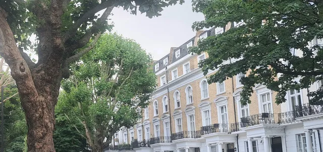 Britannia Court Hotel