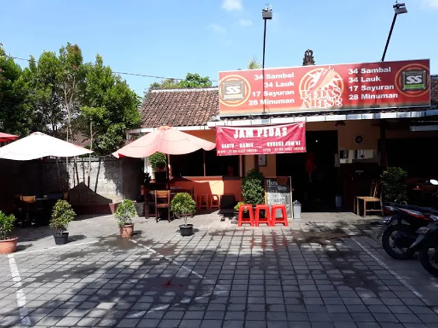 Waroeng Spesial Sambal "SS" Batu Bulan