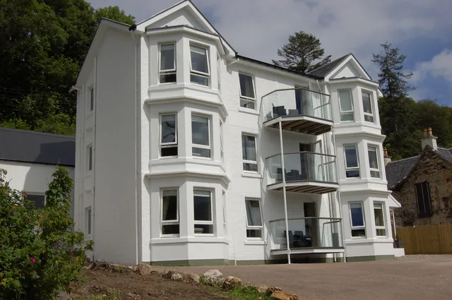 Allt Nan Ros Apartments and Cottage