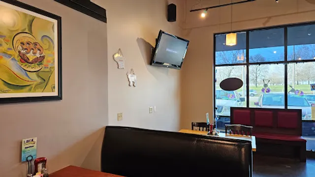 LUCA Family Restaurant