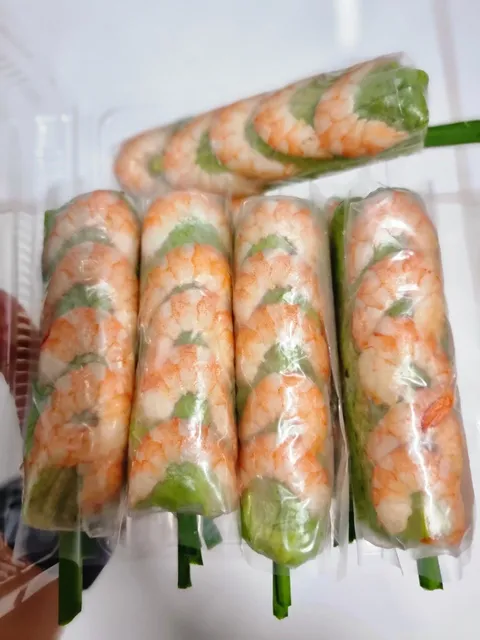 Gỏi cuốn chị Tư