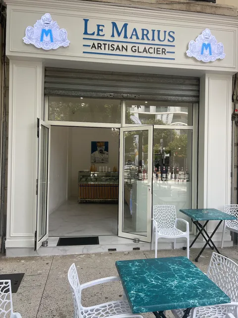 Le Marius artisan glacier