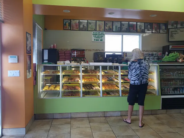 Dandy Donuts & Deli
