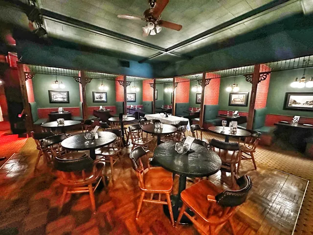 House of Ludington Bar & Restaurant