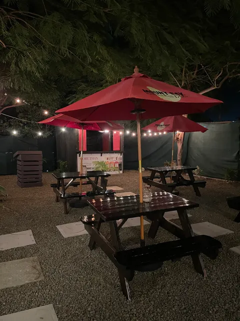 Lite N Eze Bar & Restaurant