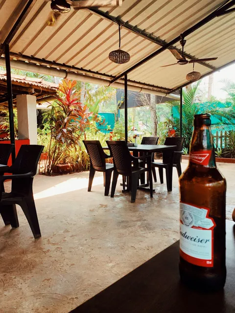 AR LIVRE / Family Restaurant Goa