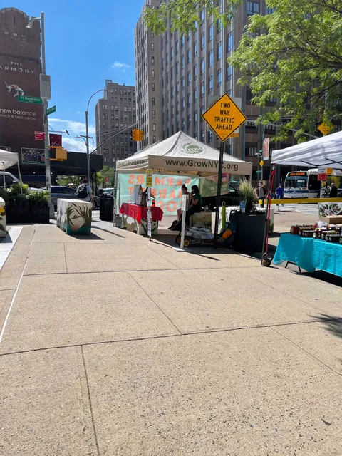 Fort Washington Greenmarket