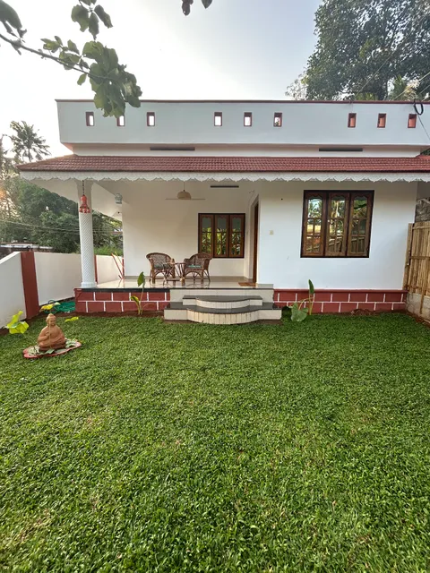 Ozzy’s Salt & Surf Haven