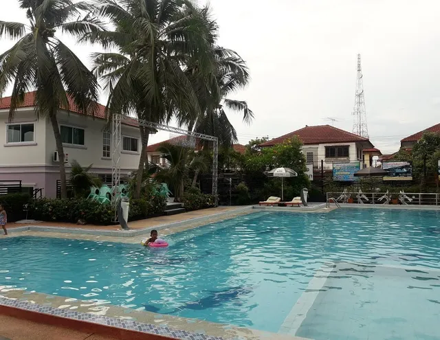 Your place Inn Surin