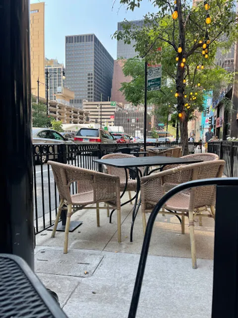 Gino’s East - South Loop