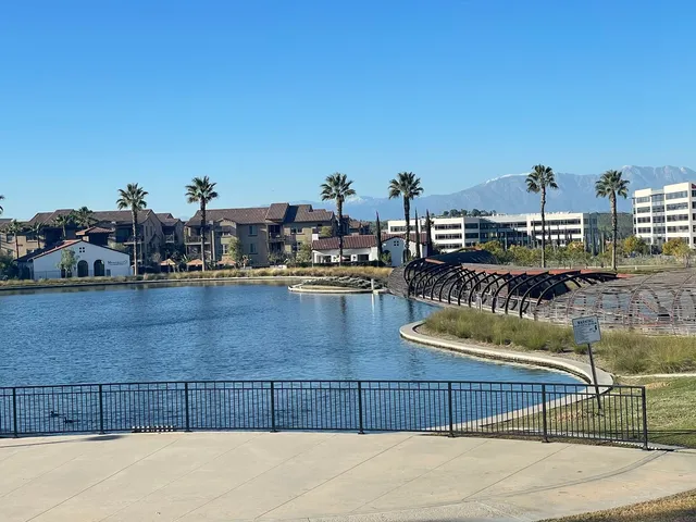 Dos Lagos Amphitheater