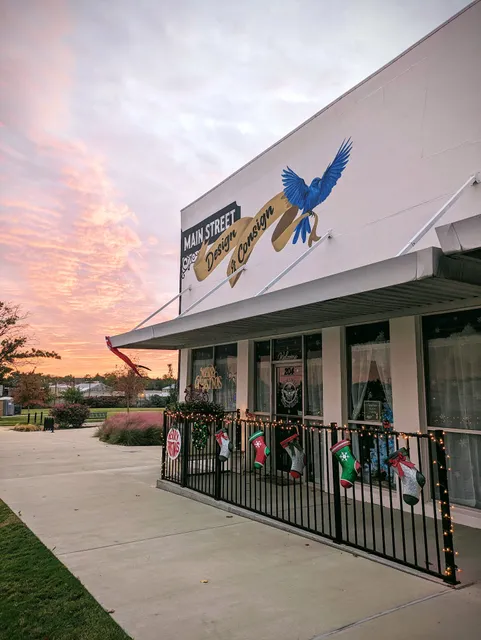 Main Street Design & Consign