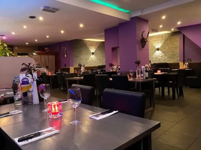 Toros Santiago Delft