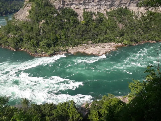 Whirlpool Rapids Gorge