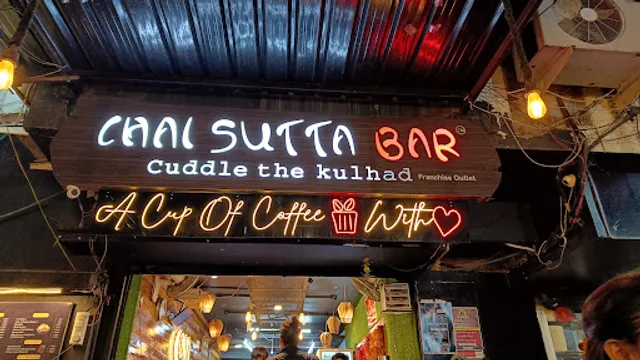 Chai Sutta Bar Saket Nagar