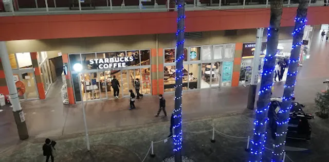 Starbucks Coffee - Mr Max Shonan Fujisawa Shopping Center