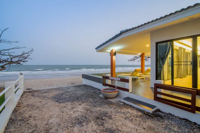 C-Sand Private Beachfront House