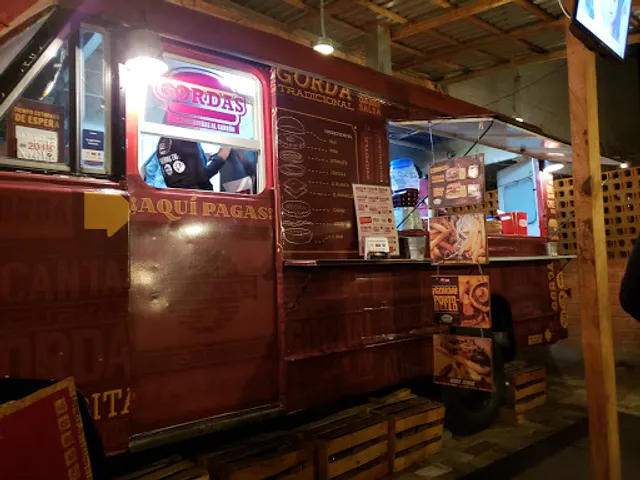 LAS GORDAS HAMBURGUESAS AL CARBÓN