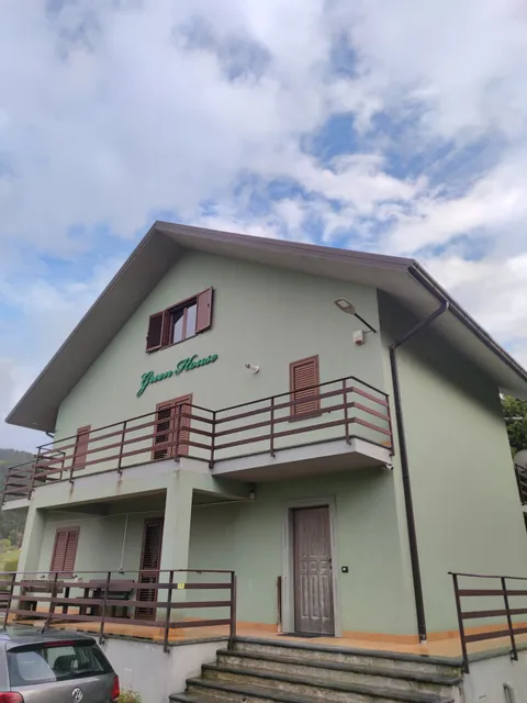 GreenHouse Bed and Breakfast