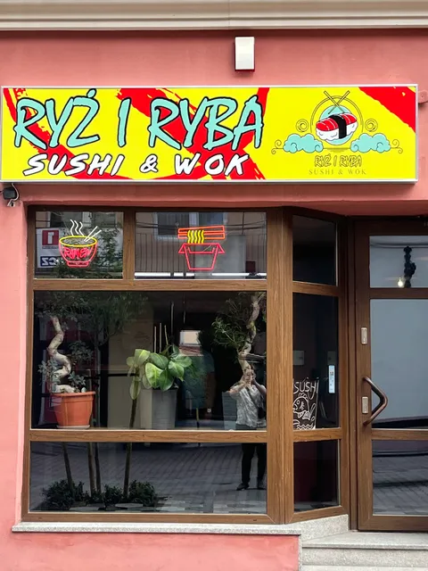 Ryż i Ryba sushi