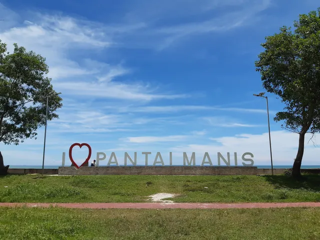 Pantai Manis