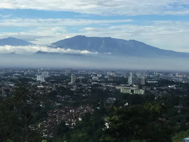 THE SAMARRA VILLA PUNCLUT