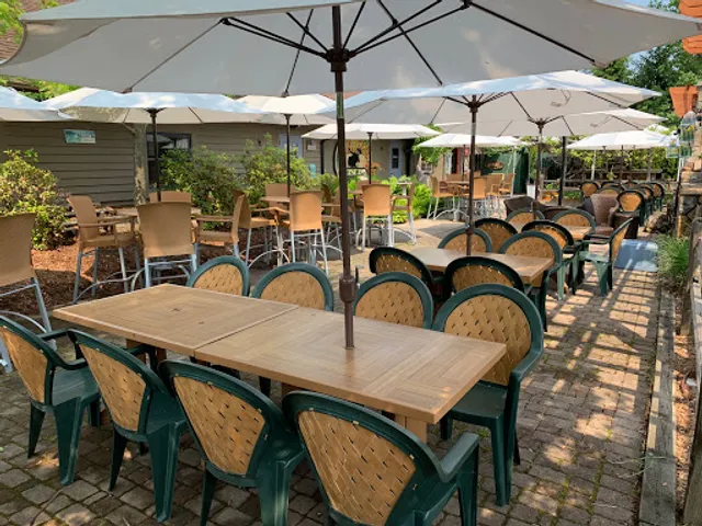 Timbers Inn Restaurant & Tavern