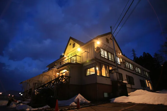 ペンション パセリの森