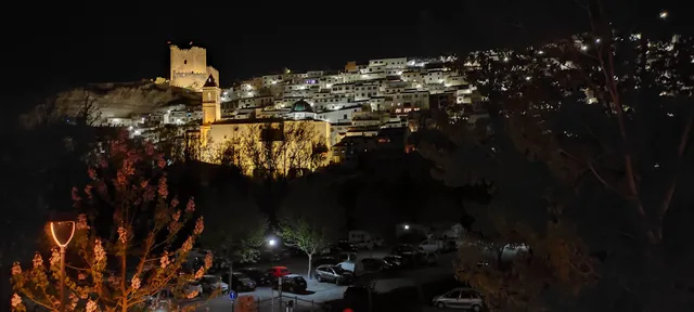Casa Cueva El Portón - Alcalá del Júcar