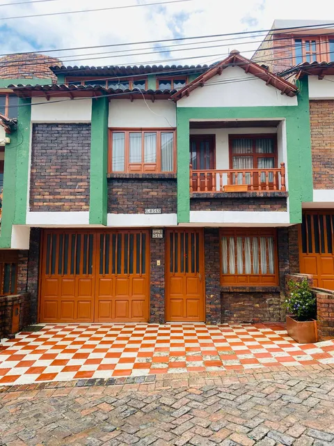 HOSPEDAJE MONGUI -LOS CEDROS