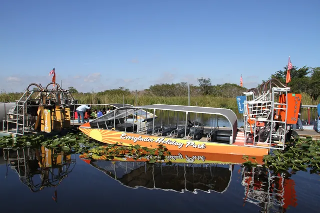 Everglades Holiday Park Airboat Tours and Rides