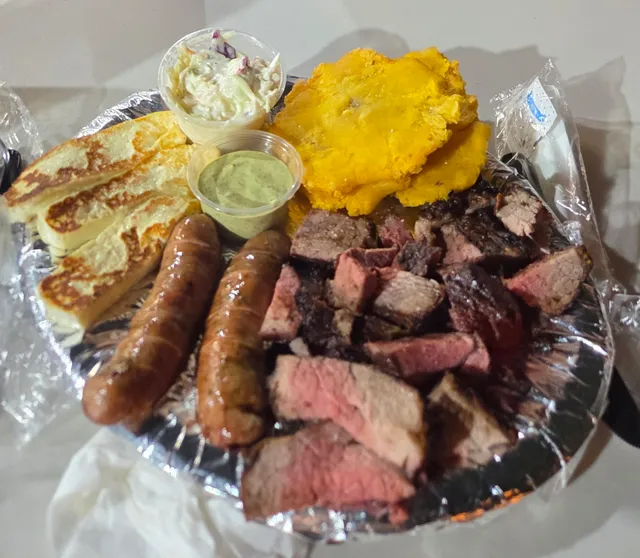 TORO GRILL CARNE EN VARA FOOD TRUCK