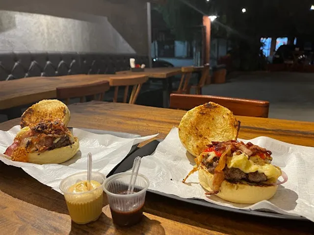 Mad Meat Vila São Geraldo