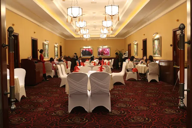 May Mắn Restaurant