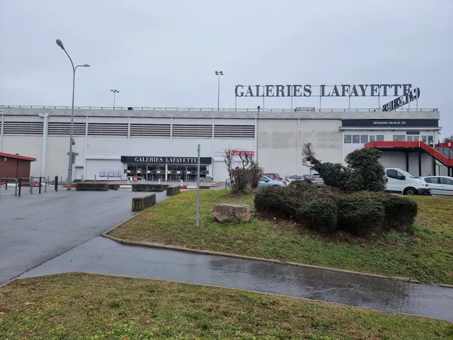 Galeries Lafayette Lyon Bron