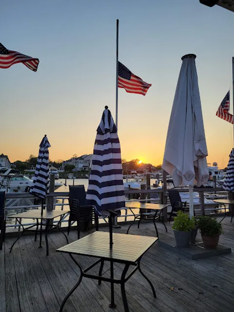 The Oar Steak & Seafood Grille