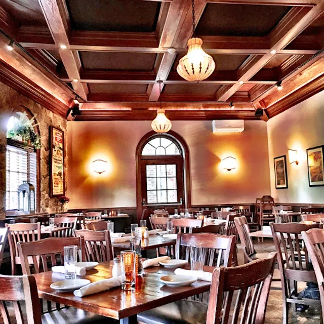 The Goose American Bistro & Bar